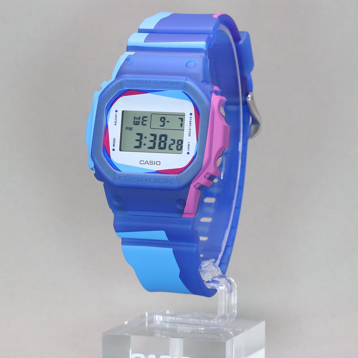 【CASIO】5600シリーズ / カーボンコアガード構造 / DWE-5600PR-2JR