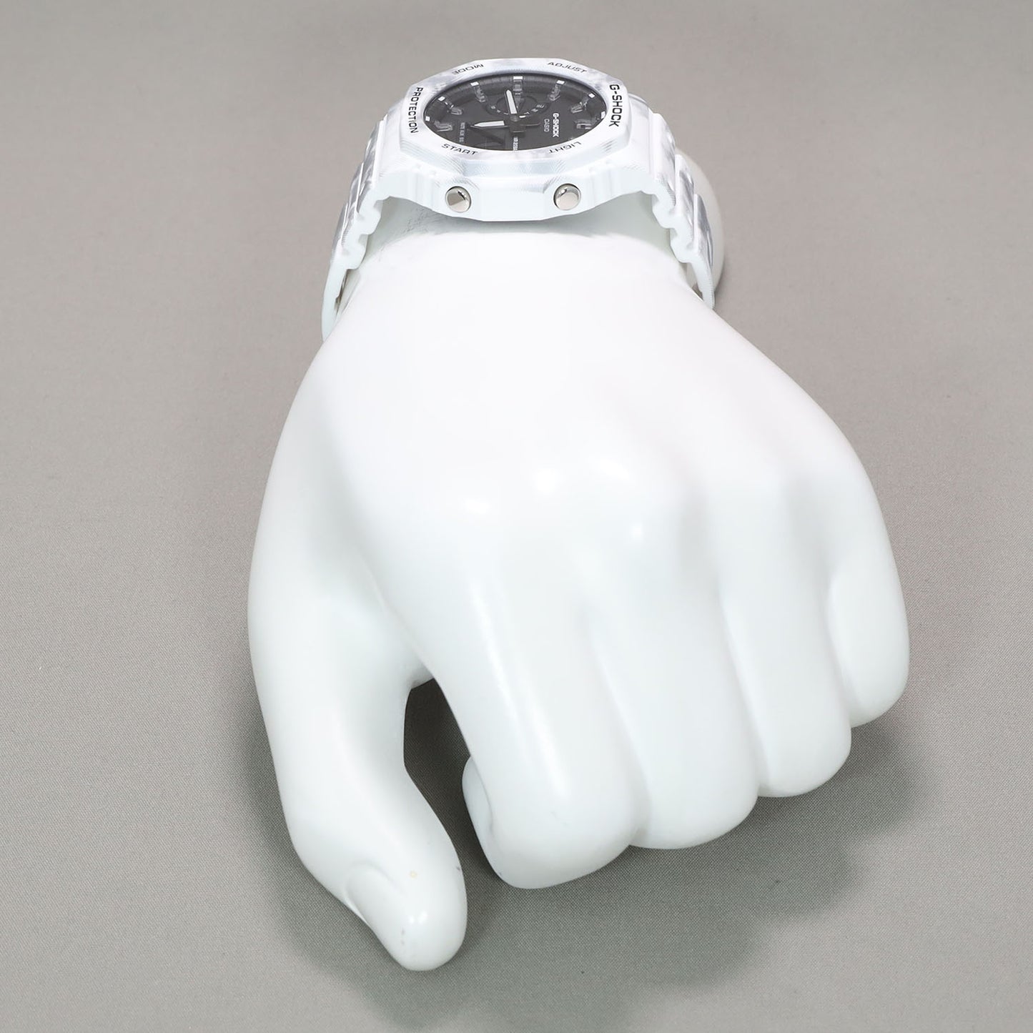 【CASIO】G-SHOCK GRUNGE SNOW CAMOUFLAGE / GAE-2100GC-7AJR