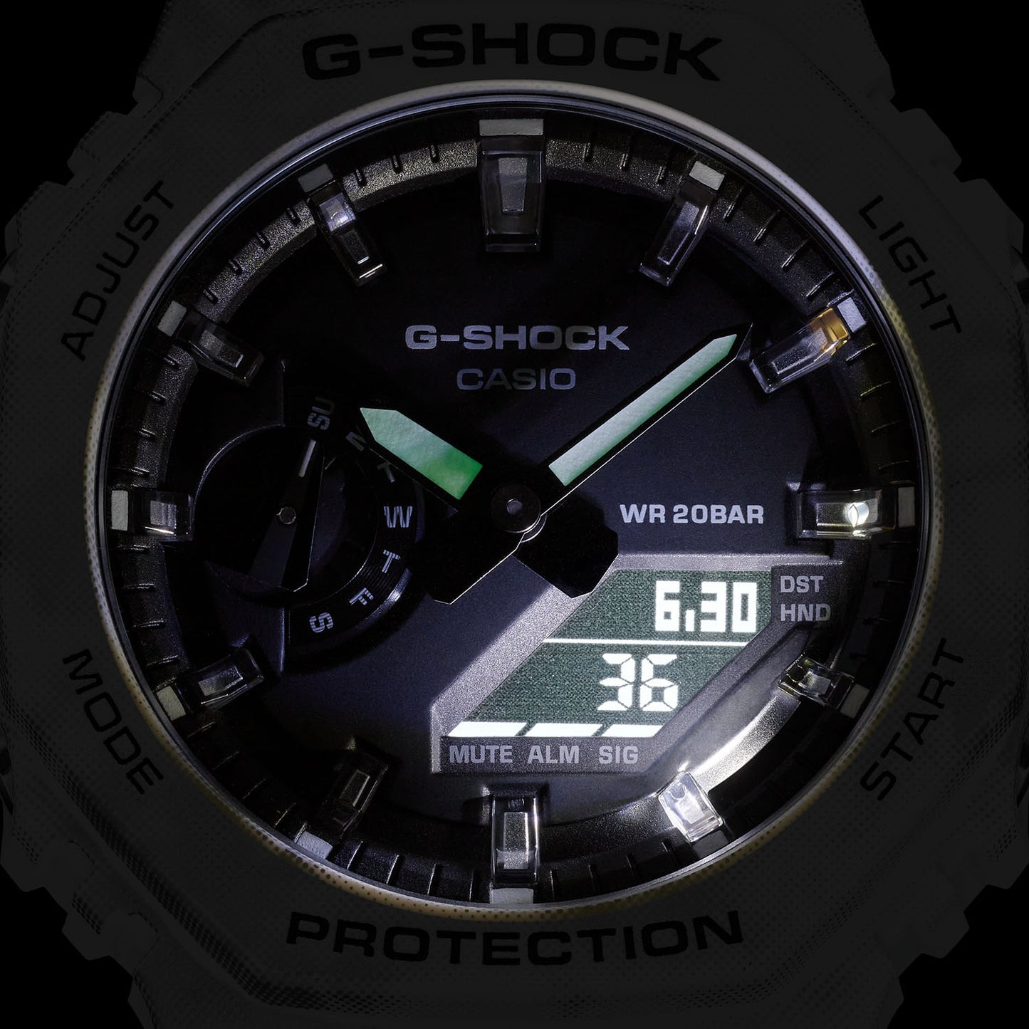 【CASIO】G-SHOCK GRUNGE SNOW CAMOUFLAGE / GAE-2100GC-7AJR
