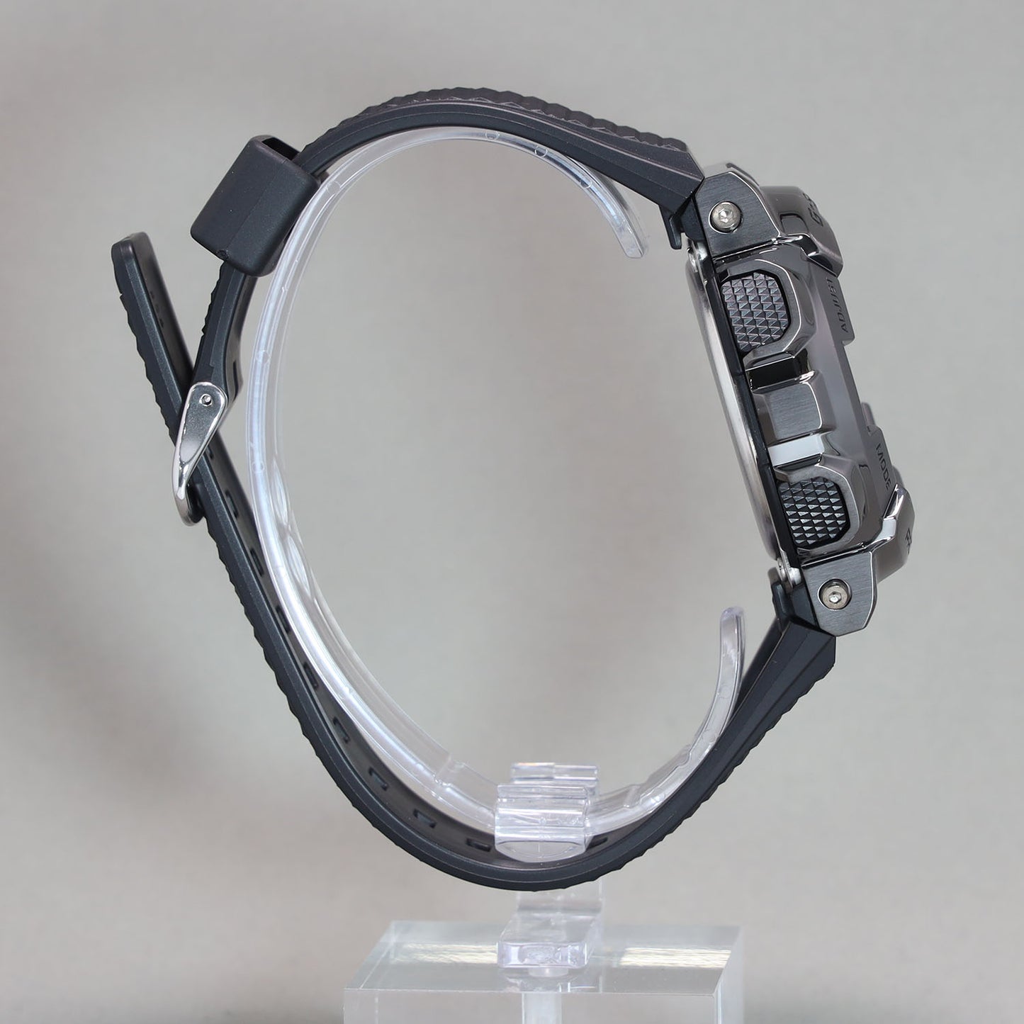 【CASIO】G-SHOCK 110シリーズ / メタルベゼル / GM-110BB-1AJF