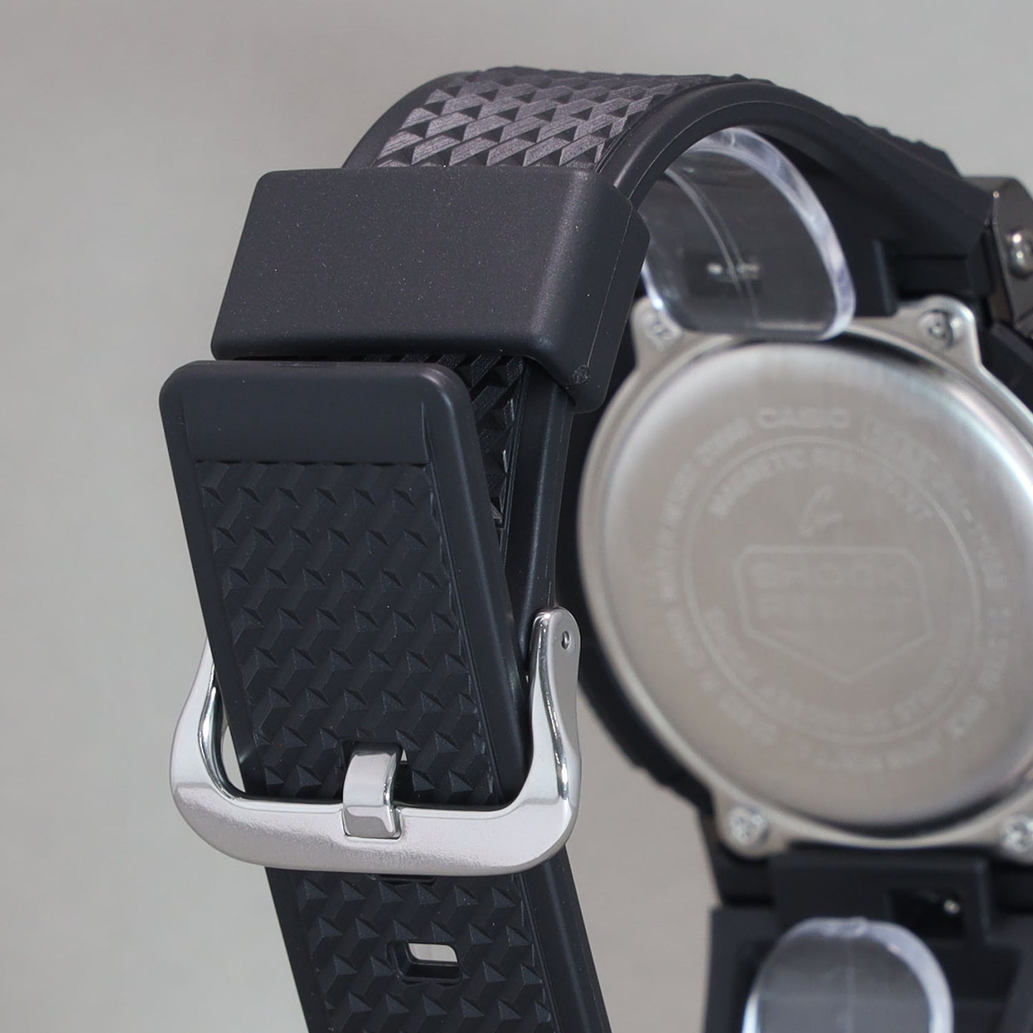 【CASIO】G-SHOCK 110シリーズ / メタルベゼル / GM-110BB-1AJF