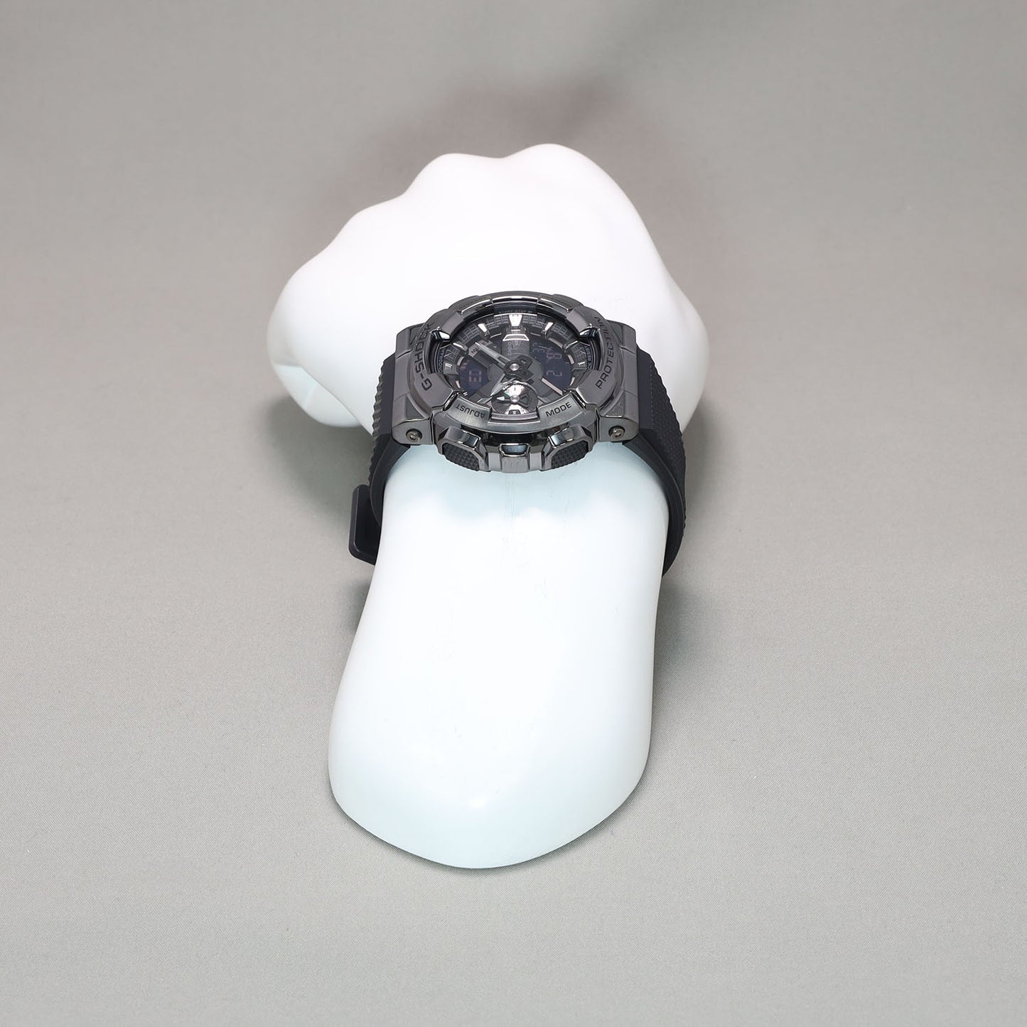 【CASIO】G-SHOCK 110シリーズ / メタルベゼル / GM-110BB-1AJF