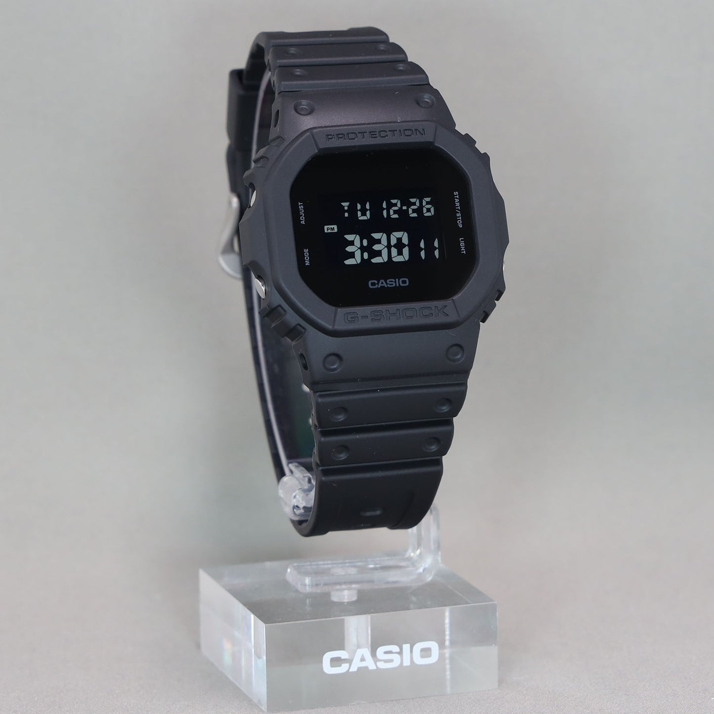 【CASIO】G-SHOCK Solid Colors/ DW-5600UBB-1JF