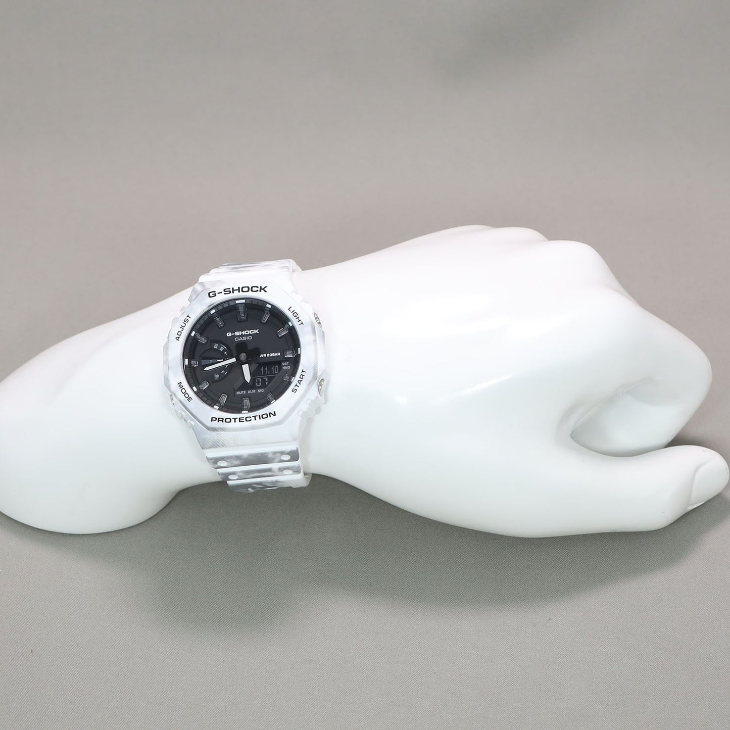 【CASIO】G-SHOCK GRUNGE SNOW CAMOUFLAGE / GAE-2100GC-7AJR