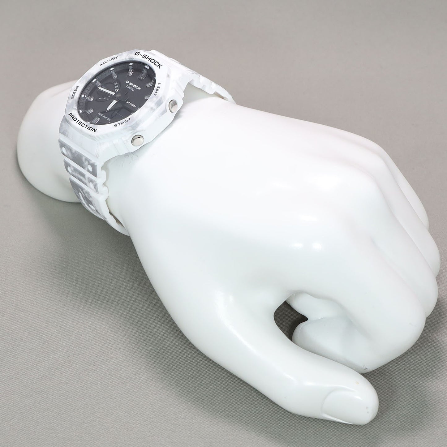 【CASIO】G-SHOCK GRUNGE SNOW CAMOUFLAGE / GAE-2100GC-7AJR