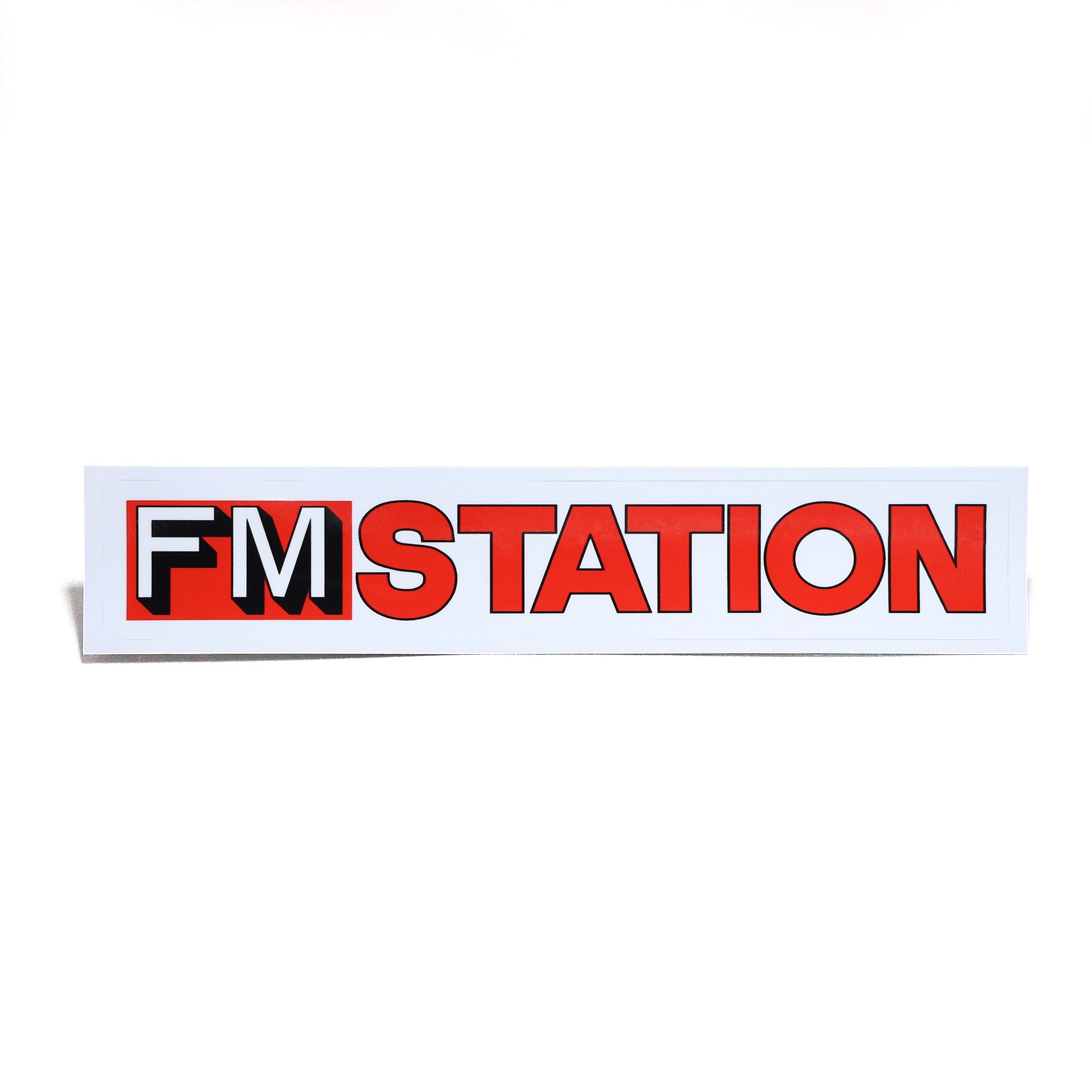 FM STATION ロゴステッカーLサイズ – カー・アンド・ドライバー collection